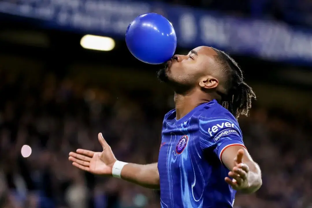 紧接着又在, div