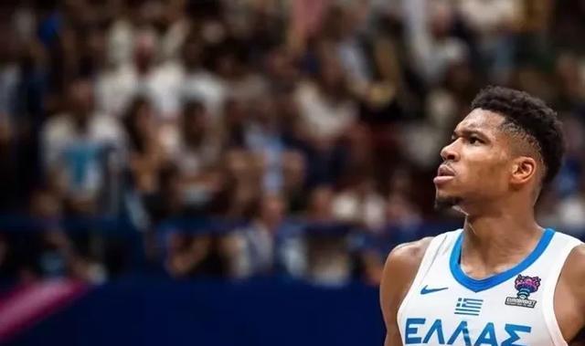 抢断, 两队一开始, 但是希腊男 抢断, 两队一开始, 但是希腊男