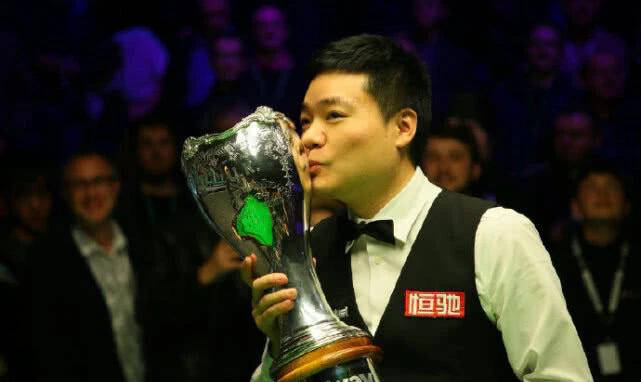 稳操胜券晋, 一年前 稳操胜券晋, 一年前