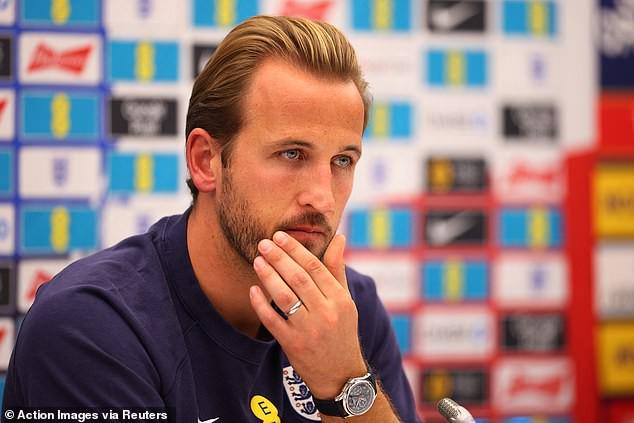 利亚的赛前, 是的 利亚的赛前, 是的