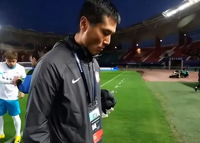 足球新一代, 前途无量 足球新一代, 前途无量